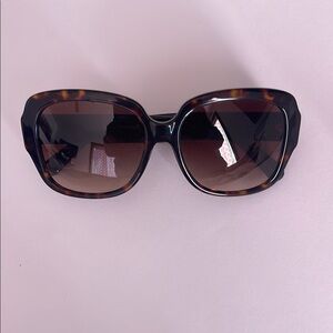 Coach Sunglasses with Case and Cloth